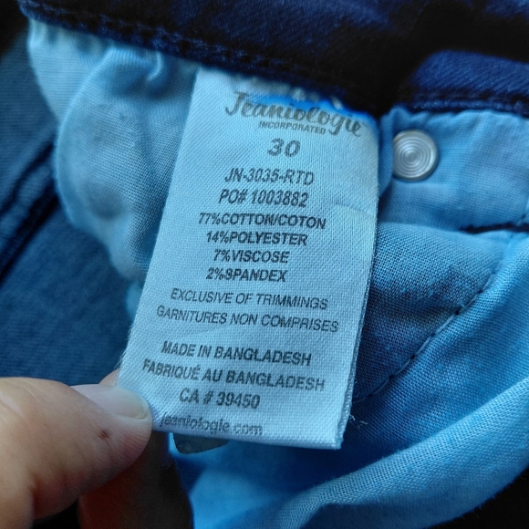 Classic Indigo Straight Men's Jeans - Picture 6 of 8